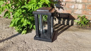 Лампада из гранита с прозрачными стеклами с гравировкой муссульманского символа